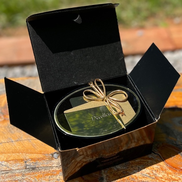 Vintage Decollete by Merle Norman Body Powder 5oz New In Box - Picture 2 of 11